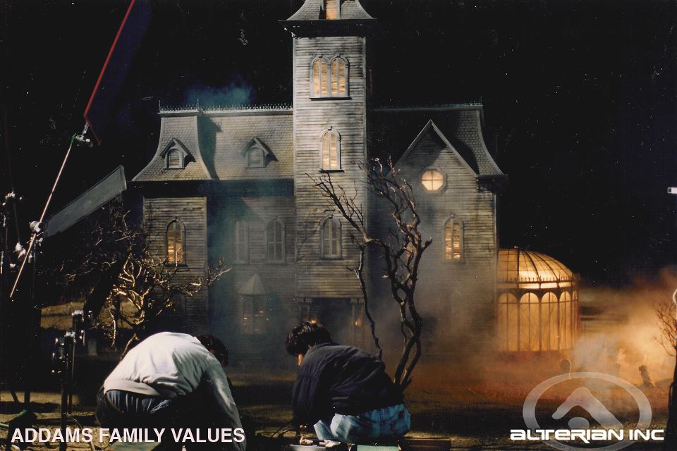 Addams family house paper model Addams family house paper model